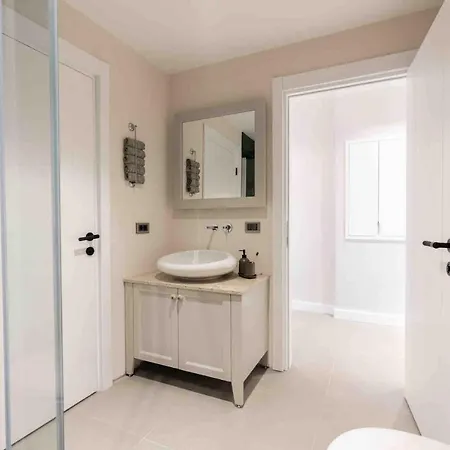 Caresse, A Luxury Collection Residences 4+1 호텔