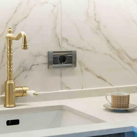 Caresse, A Luxury Collection Residences 4+1 호텔