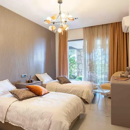 Caresse, A Luxury Collection Residences 4+1