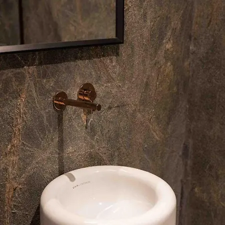 호텔 Caresse, A Luxury Collection Residences 4+1