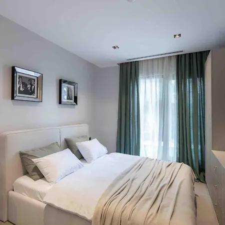 Caresse, A Luxury Collection Residences 4+1